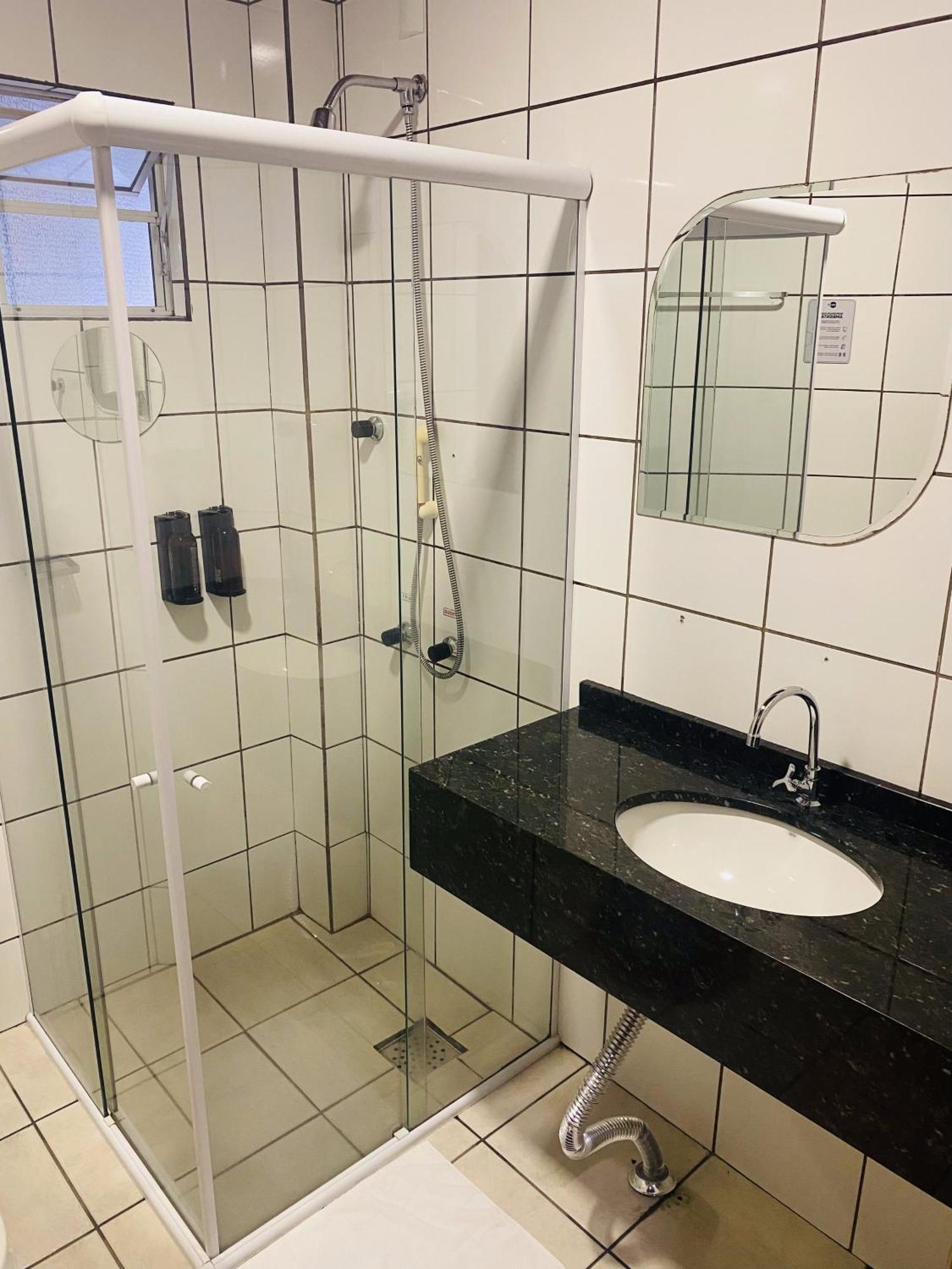 Real Nob Hotel Орлеанс Экстерьер фото