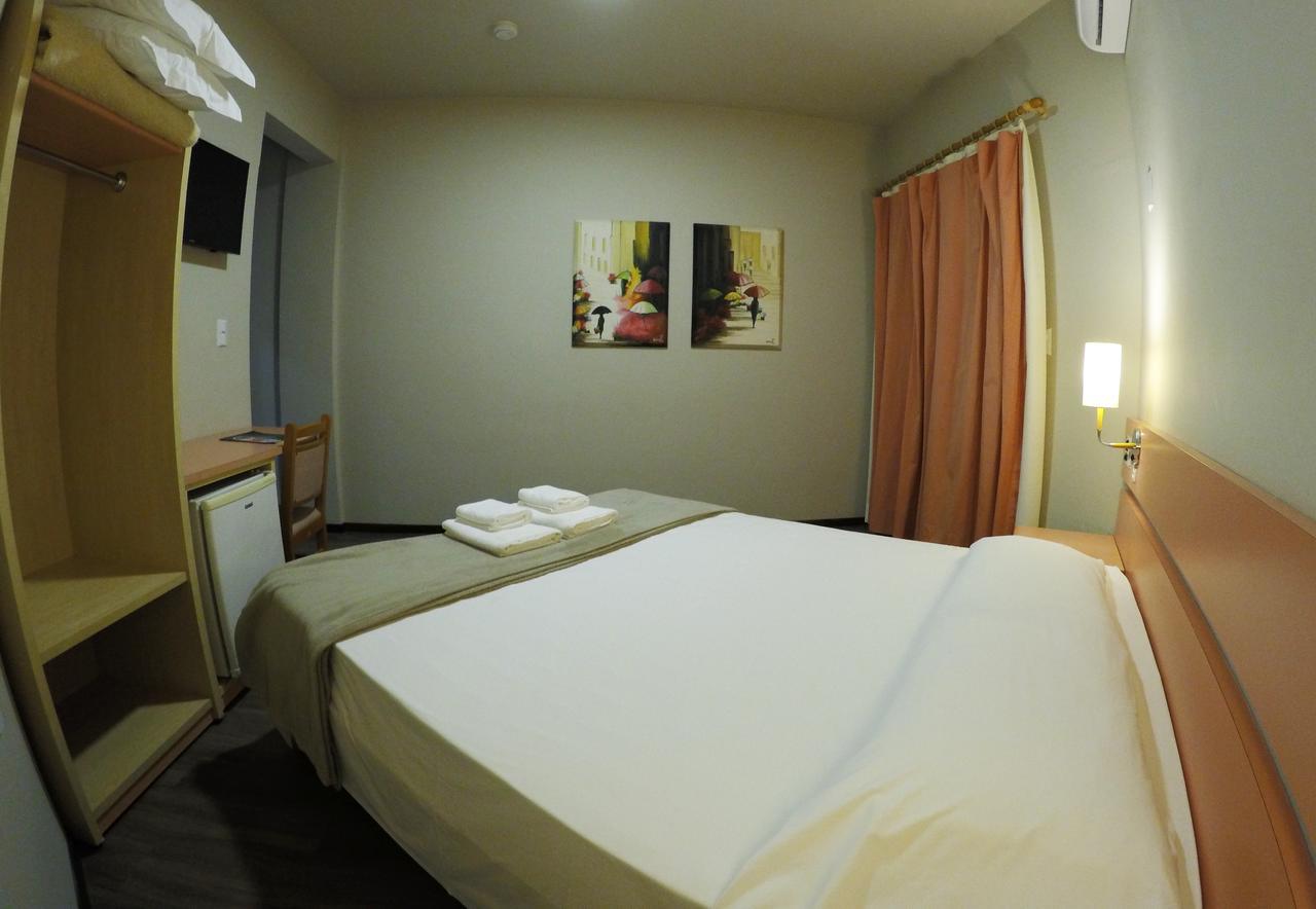 Real Nob Hotel Орлеанс Экстерьер фото